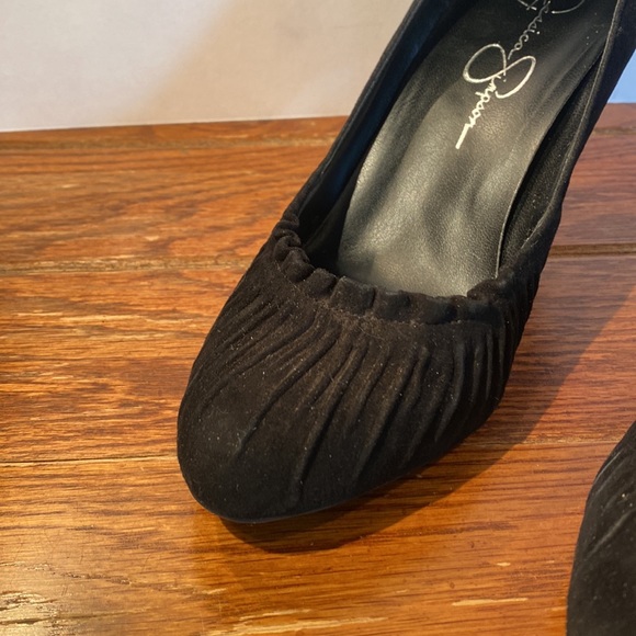 Jessica Simpson Black Suede "KALLY" Ruffled Heels - Picture 5 of 8